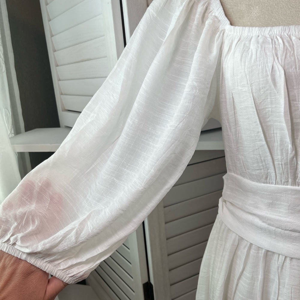 NWOT DRESS - Picture 4 of 9
